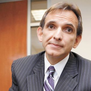 Carlos Pascual termina su labor en México