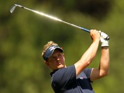 El golfista inglés Luke Donald mejora y se apodera del número dos de la PGA. AFP  /