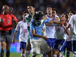 Foto de acción de la riña que se vivió en el partido entre Cruz Azul y Monarcas en semifinales. MEXSPORT  /