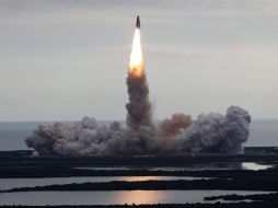 El transbordador Endeavour despegó hoy rumbo a la Estación Espacial Internacional en su última misión al espacio. REUTERS  /