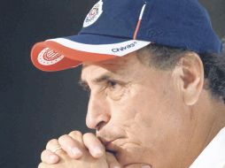 El ''Güero'' Real esperará instrucciones de la directiva para saber acerca de su futuro al frente de Chivas. MEXSPORT  /