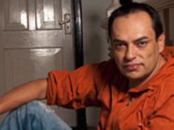 El escritor comentó que el título de su libro surge a partir de nueve estaciones personales. ESPECIAL  /