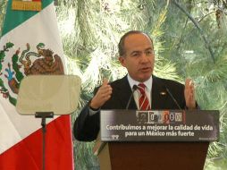 Cada semana Calderón recibe a lo que llaman Sistema PAN, donde evalúan los temas de la agenda nacional. ARCHIVO  /