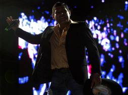 Pancho Barraza puso el romanticismo al macro concierto. A. GARCÍA  /