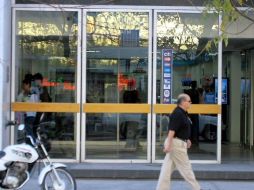 En total suman 64 los atracos a bancos en el Estado. ARCHIVO  /