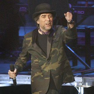 Joaquín Sabina suspende su primera gira por EU debido a una enfermedad