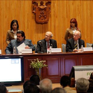 Acuerdan universidades defender autonomía