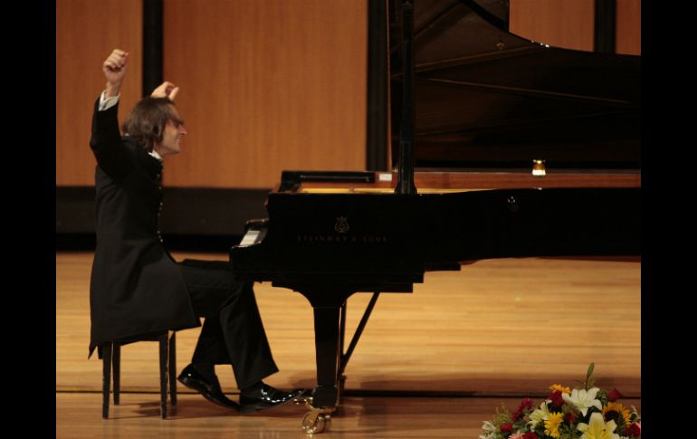 El pianista Gergely Bogányi conquistó a los tapatíos con Liszt. S. NÚÑEZ  /