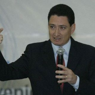 Las obras de infraestructura no pueden esperar, dice Ulloa a Castro