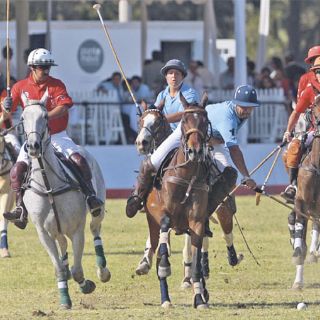 Flosol defiende su corona frente a Jack Daniel’s