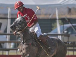 Un jugador del equipo de Nextel quien ganó la Copa Nespresso. S. NUÑEZ  /