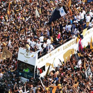 Más de 45 mil personas celebran triunfo de Pumas