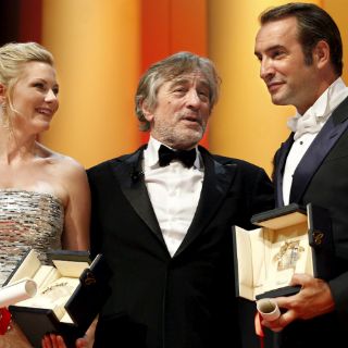 De Niro entrega Palma de Oro a ''El árbol de la vida''