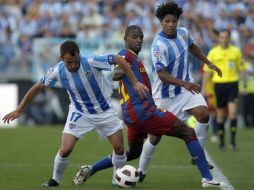 Pese a que no se ha recuperado totalmente Eric Abidal ya se ha integrado al conjunto azulgrana. AP  /