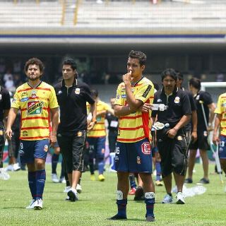 Monarcas de vacaciones, Boy se queda
