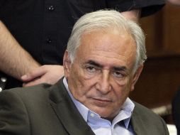 Strauss-Kahn está en arresto domiciliario tras haber abonado una fianza de un millón de dólares. EFE  /