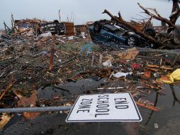 Escombros de una escuela en Joplin, Missouri. Suman 116 los muertos a causa del paso de un tornado en la ciudad. AP  /