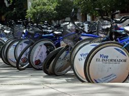 Las 500 bicis se prestan mediante un trámite sencillo y se pueden encontrar en distintos puntos de la ciudad. ARCHIVO  /