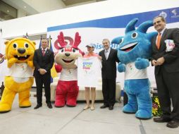 La ex número uno del golf femenil, Lorena Ochoa Reyes, durante una rueda de prensa, rumbo a los Juegos Panamericanos. A. CAMACHO  /