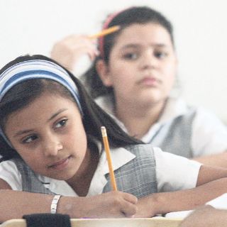 Niños de primaria ‘viven’ prueba ENLACE