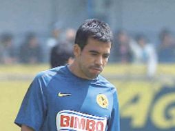 El mediocampista azulcrema, Pavel Pardo, aún tiene contrato vigente con el América por seis meses. MEXSPORT  /