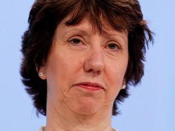 Ashton negó posibles negociaciones con muamar Gadhafi para abandonar el poder. REUTERS  /