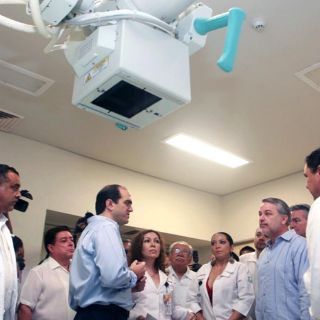 Evita Daniel Karam hablar sobre caso ABC durante gira en Puerto Vallarta