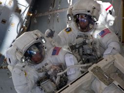 Durante su caminata espacial, los astronautas instalaron una varilla para cámaras OBSS en la sección S1. AFP  /