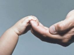 La sensibilidad despierta en el ser humano la inquietud por extender la mano al otro. ESPECIAL  /