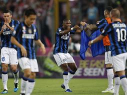 El jugador del Inter de Milan, Samuel Eto'o, autor de dos goles, celebra tras marcar ante Palermo. REUTERS  /