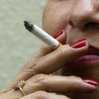 Buscan que prisión femenil cuente con clínica para dejar de fumar