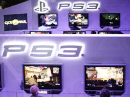 El servicio fue suspendido el 21 de abril tras una intrusión que supuso el robo de datos de unos de 77 millones de usuarios. REUTERS  /