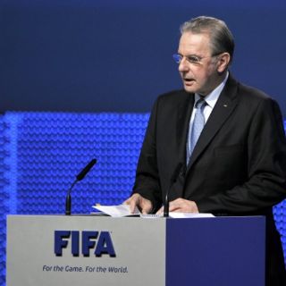 FIFA saldrá fortalecida: Rogge