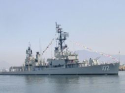 La exhibición iniciará con una revista aeronaval de lo buques, aeronaves y marinos que participarán. ARCHIVO  /