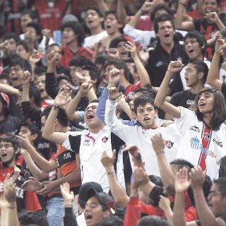 Afición reprueba triunfo de Martín del Campo