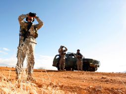 Elementos de la Guardia Nacional vigilan en Arizona. ARCHIVO  /