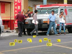 En la escena quedaron 20 casquillos de grueso calibre de delincuentes y custodios de valores que fueron disparados.O. RUVALCABA  /