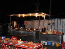 El puesto de tacos donde el hombre fue ejecutado, en las esquinas de Lázaro Cárdenas y Glendale. O. RUVALCABA  /