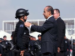 El Presidente Calderón encabezó la ceremonia conmemorativa del Día del Policía Federal. EL UNIVERSAL  /