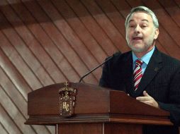 El PAN y el PRD presentaron quejas por promocionales de Emilio González en una revista política de circulación nacional.  E.  BARRERA  /