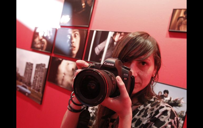 La argentina Myriam Melón con su Frágil. EFE  /