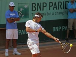 Rafael Nadal se entrena para la gran final del Roland Garros, ante Federer. EFE  /