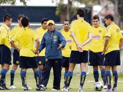 El estratega azulcrema, Carlos Reinoso, trabajó durante la semana pasada con jugadores Sub-20. MEXSPORT  /