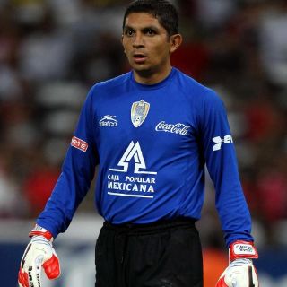 Lozano luchará por la titularidad