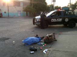 En el sitio quedó un carrito con las pertenencias que cargaba la víctima. O RUVALCABA  /