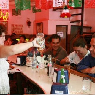 Guadalajara analiza decretar veda a bares y antros en el poniente