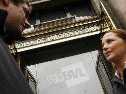 Ayer a media jornada la bolsa mostraba una subida de 6.89 por ciento. AFP  /