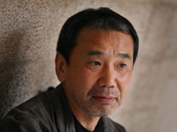 El escritor japonés en la sede del gobierno catalán en Barcelona. EFE  /