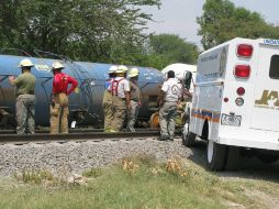 Nueve de los 54 vagones que arrastraba un tren se descarrilaron en El Salto. M. PATIÑO  /