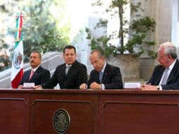 La promulgación de la reforma constitucional en materia de Derechos Humanos fue realizada por Felipe Calderón. ESPECIAL  /